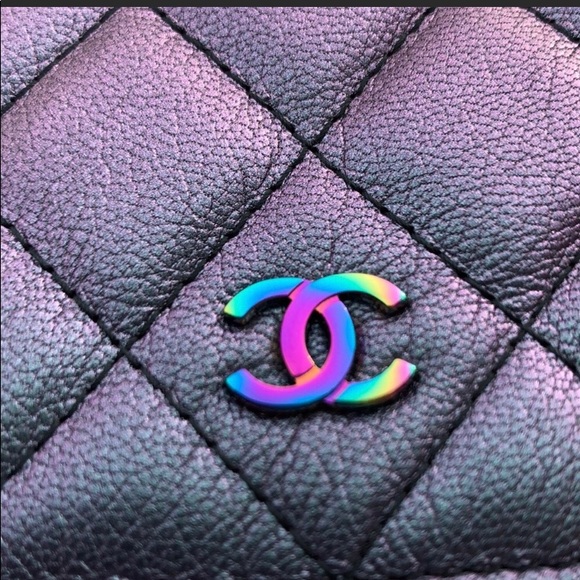 ❤️🇮🇹HP🇮🇹❤️UNICORN CHANEL MERMAID IRIDESCENT RAINBOW HARDWARE WOC COLLECTIBLE - Picture 13 of 16